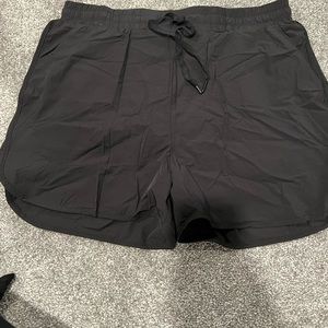 Buffbunny collection flo shorts size large